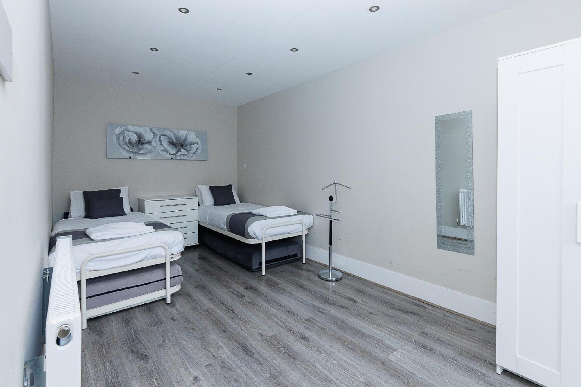 Riverside Villas Manchester Exterior foto